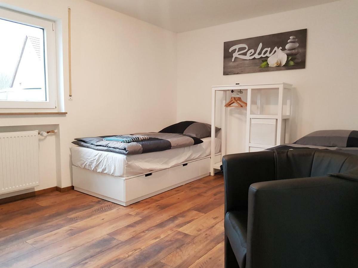 Monteurzimmer Obersulm Hotel Kültér fotó